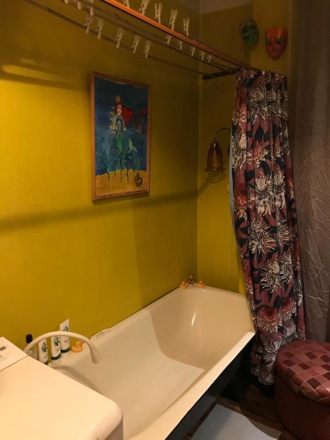 Cozy Condo For Up To 3 Travellers, With Kitchen And Bath Riga Exterior photo